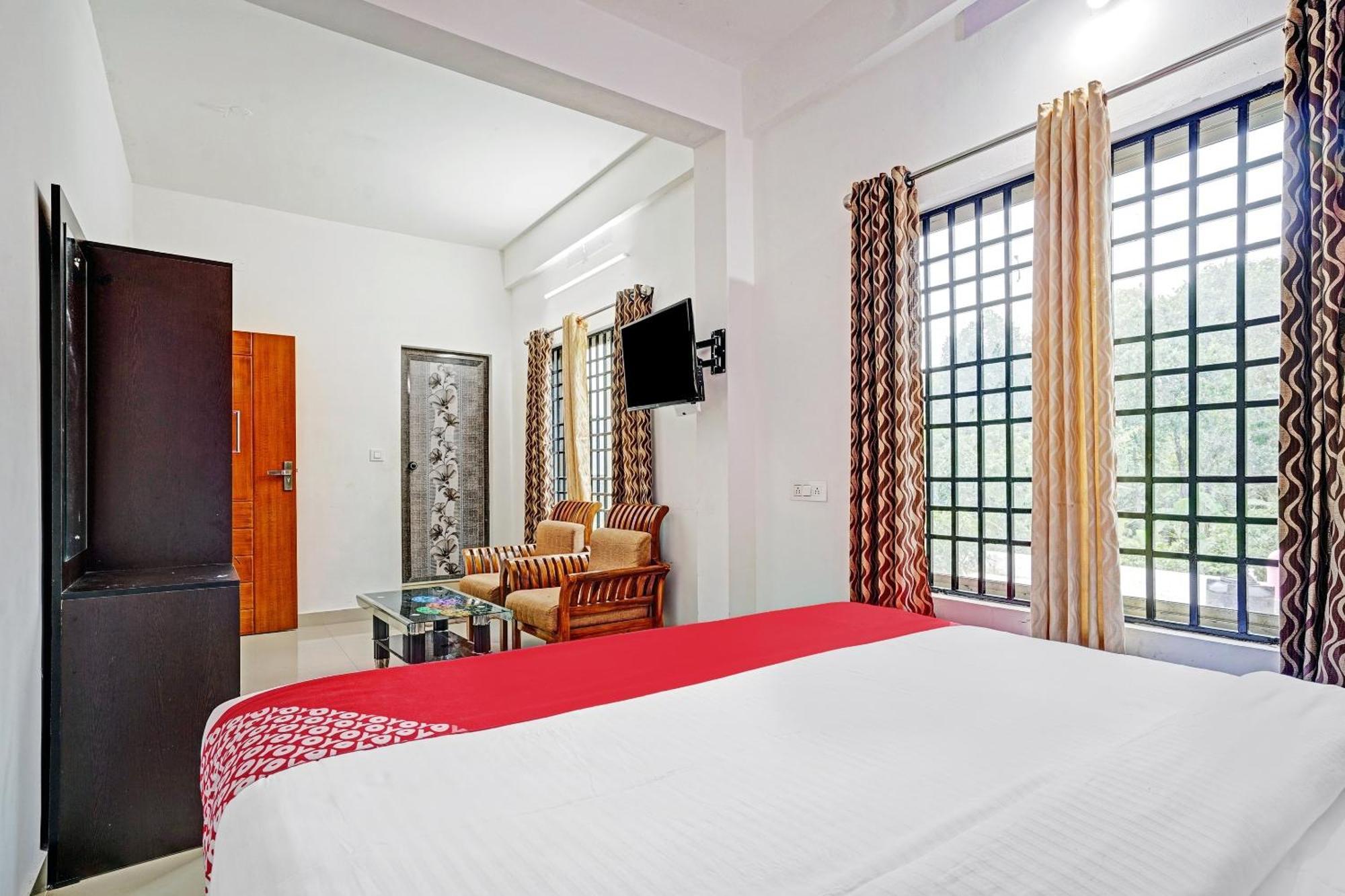 Hotel Thaza Rooms Nedumbassery Exterior foto